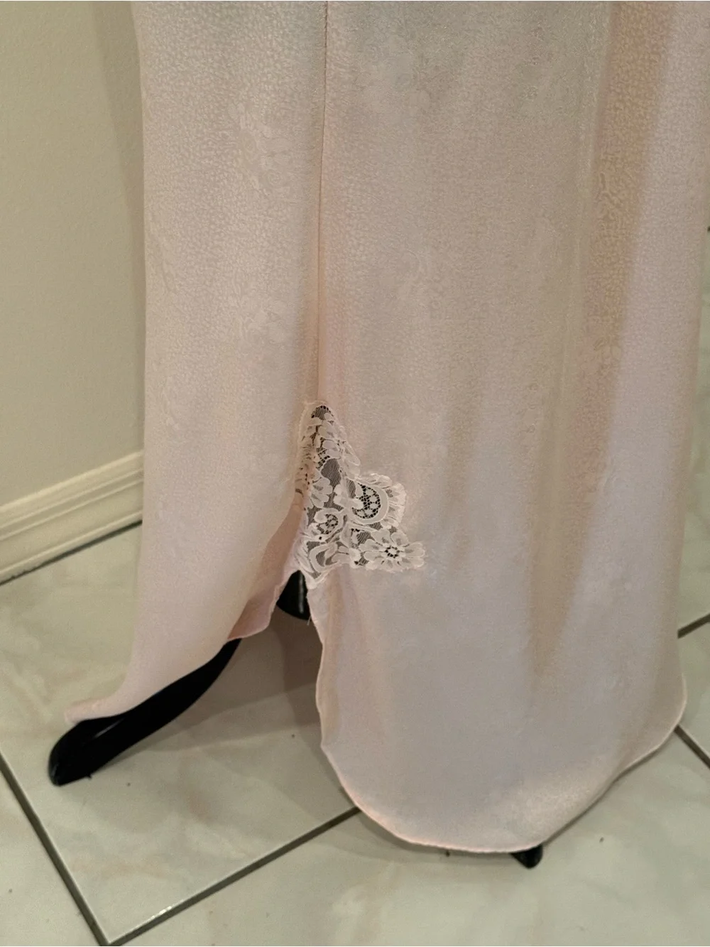 CHRISTIAN DIOR Vintage Lace Trim Pink Nightgown Lingerie Slip Dress Négligée M - Picture 9 of 16